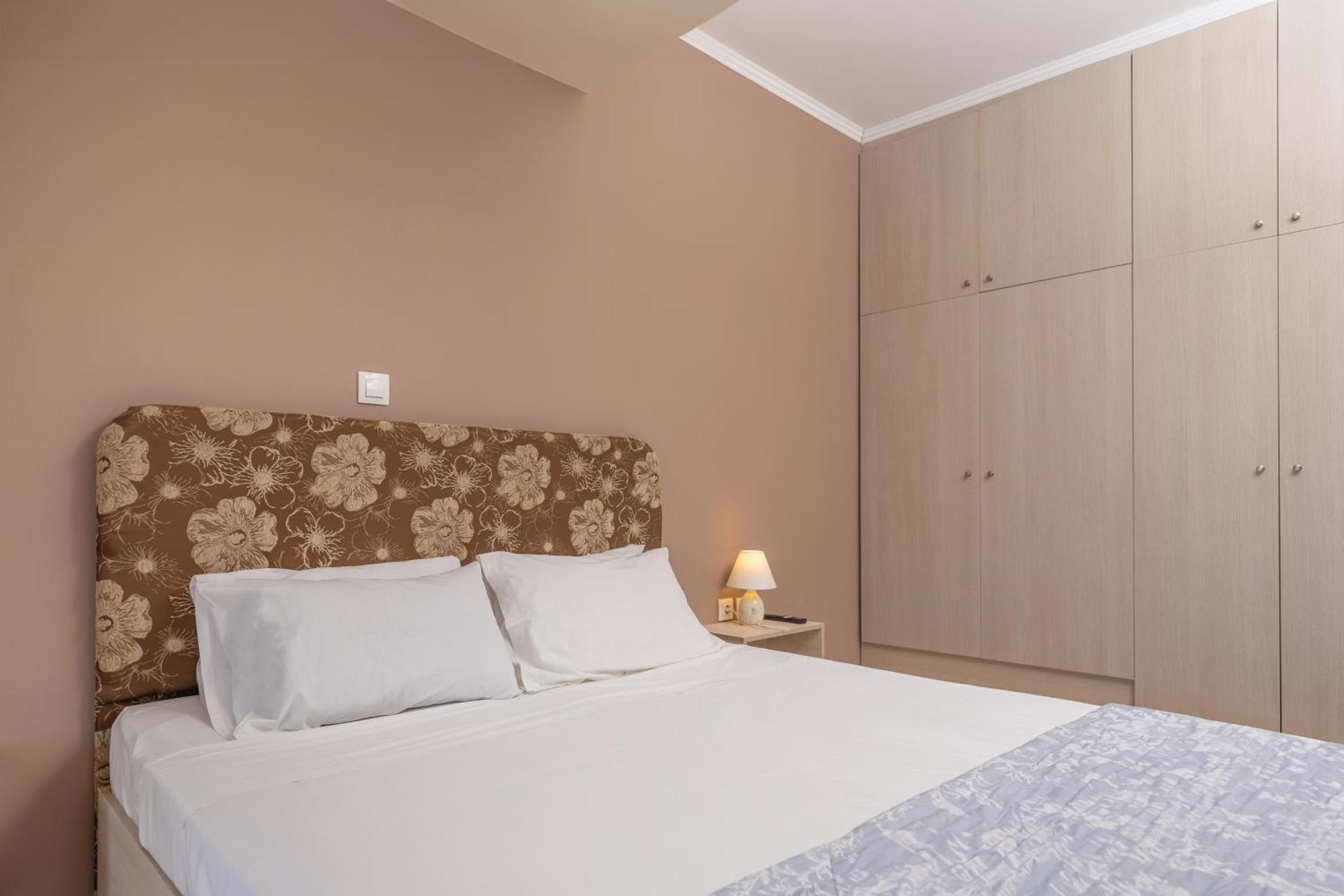 Dennis And Tanya Villas لاغاناس المظهر الخارجي الصورة
