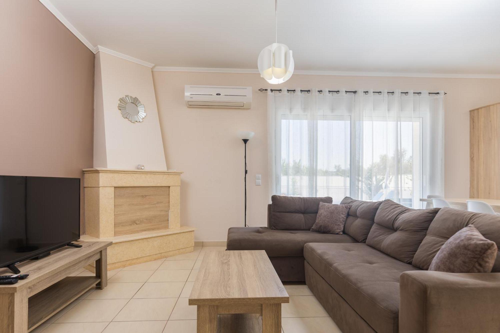 Dennis And Tanya Villas لاغاناس المظهر الخارجي الصورة