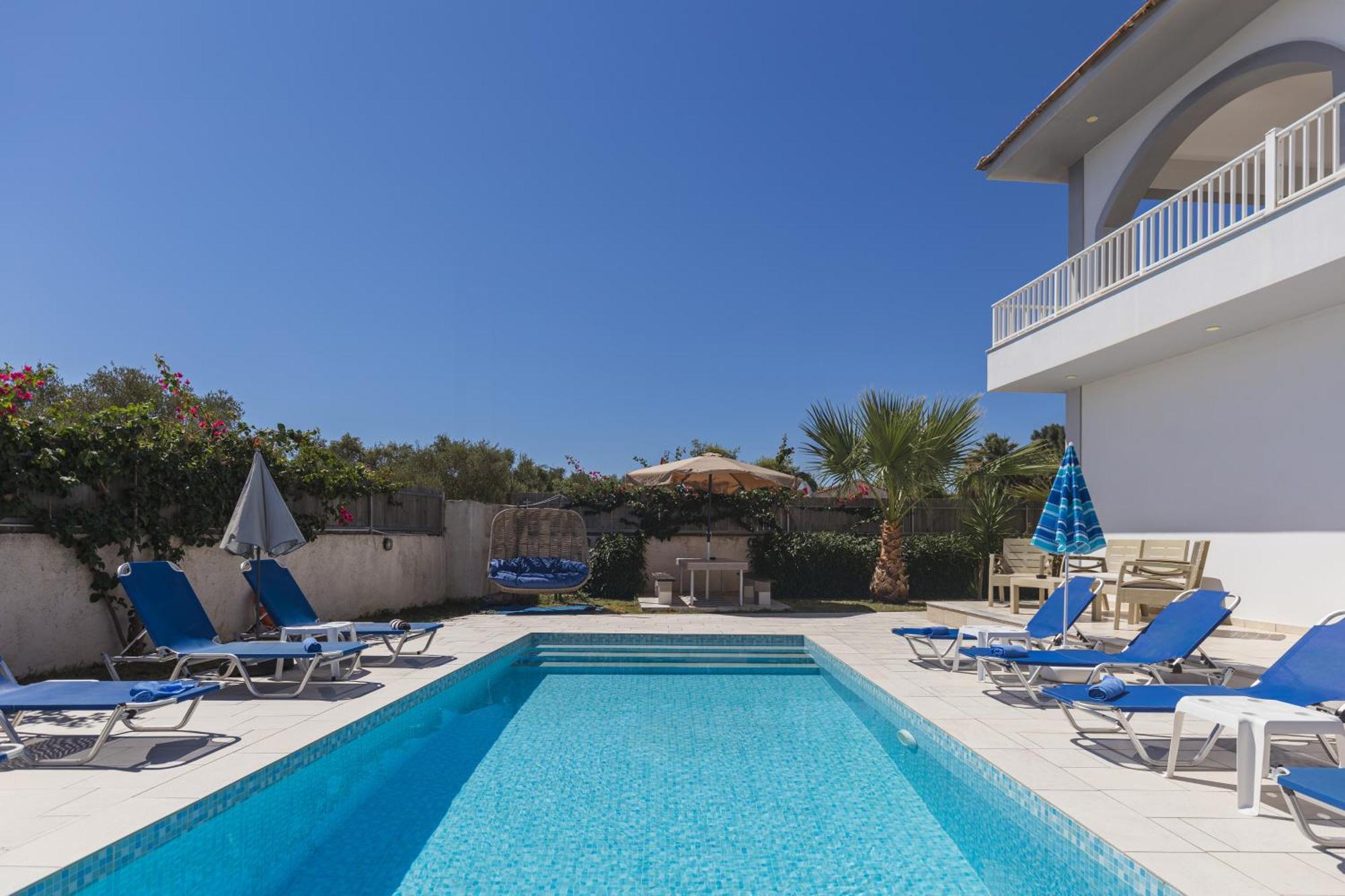 Dennis And Tanya Villas لاغاناس المظهر الخارجي الصورة